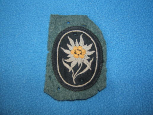 Waffen-SS Mountain Troops Edelweiss Sleeve Insignia