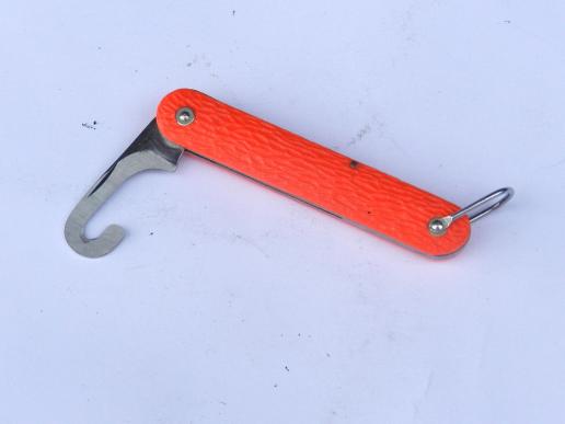 U.S. Paratroopers Shroud Cutter