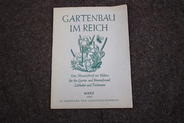 German Period Floral Magazine