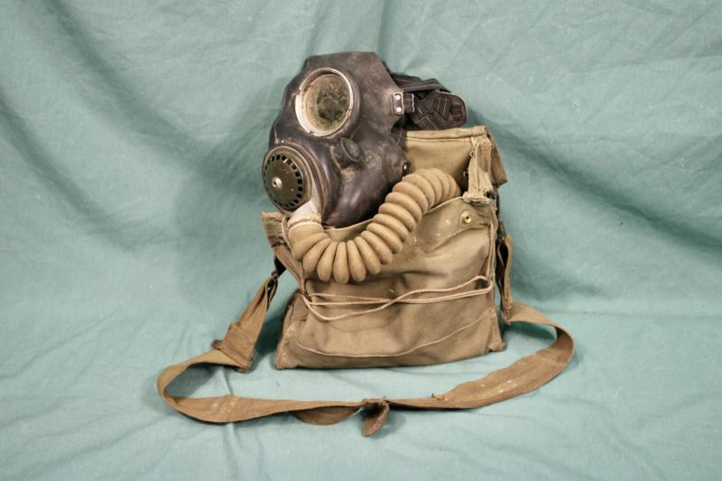 British MKV  Gas Mask & Haversack
