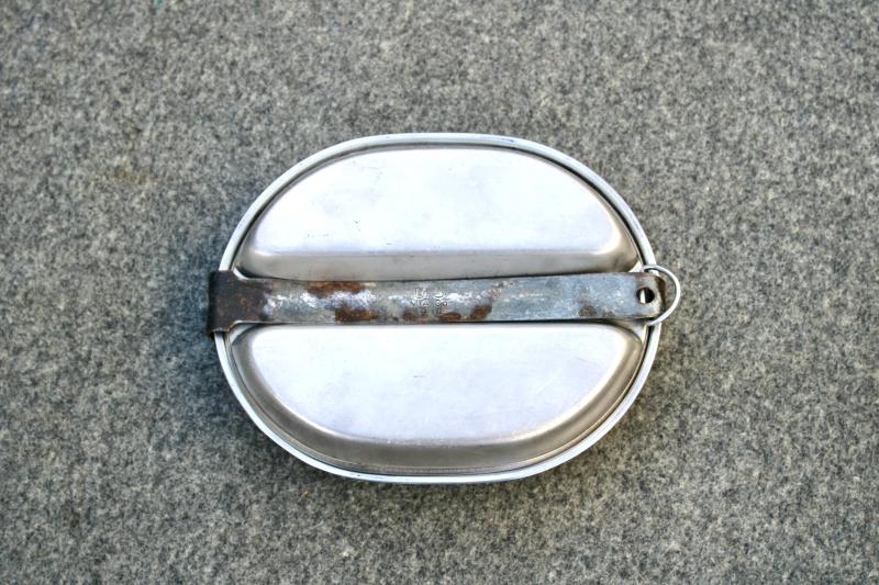 U.S. M1942 Mess Tins