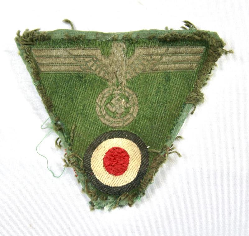 German M43 Bevo Cap Badge