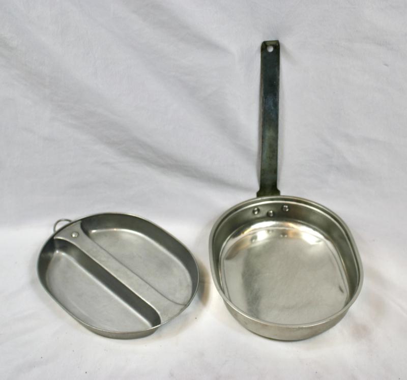 U.S. M1942 Mess Tins