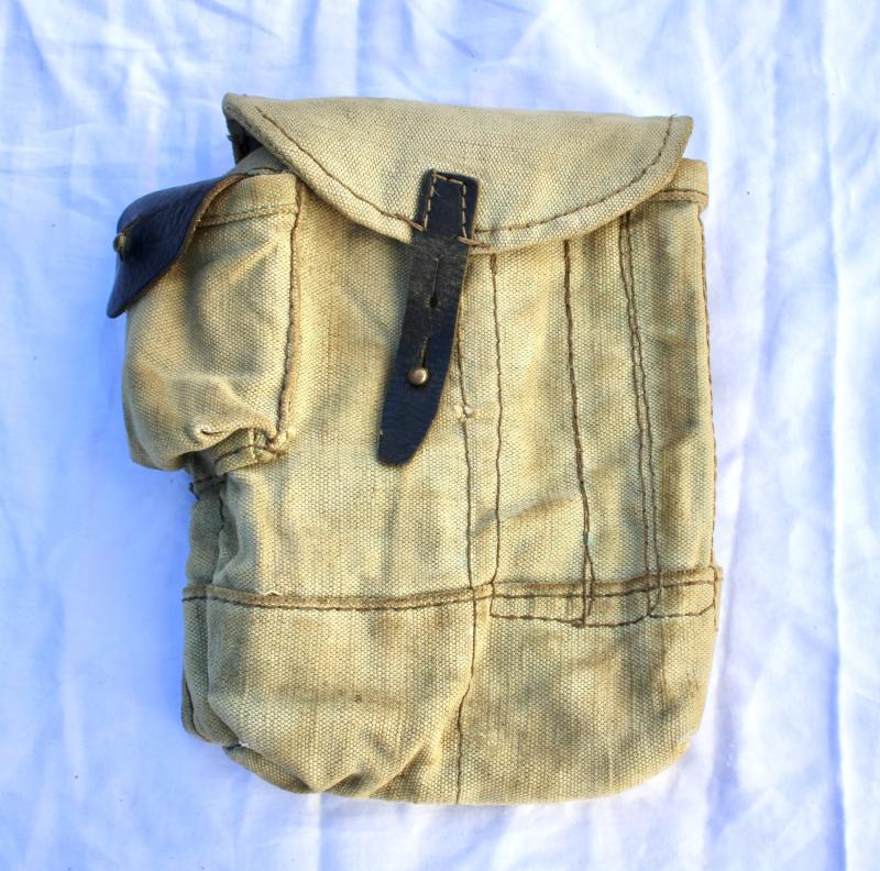 Russian/Soviet  AKM/74 Magazine Pouch