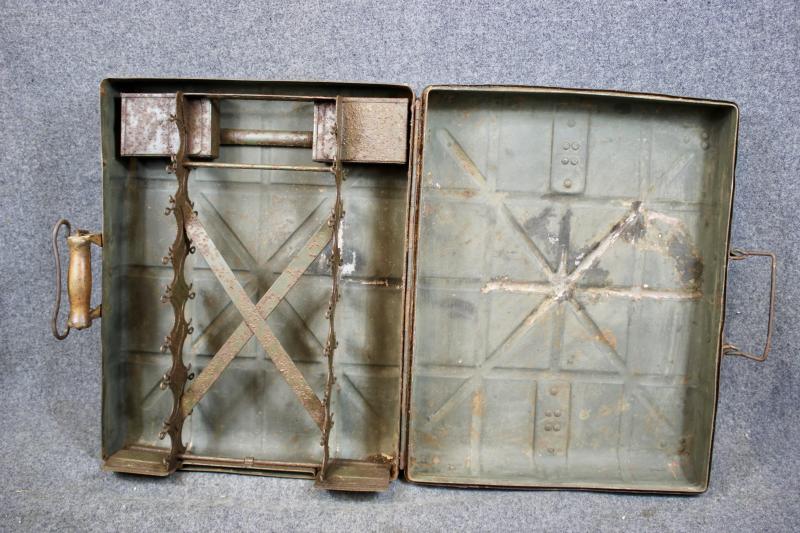 German M1924 Stick Grenade Box & Rack