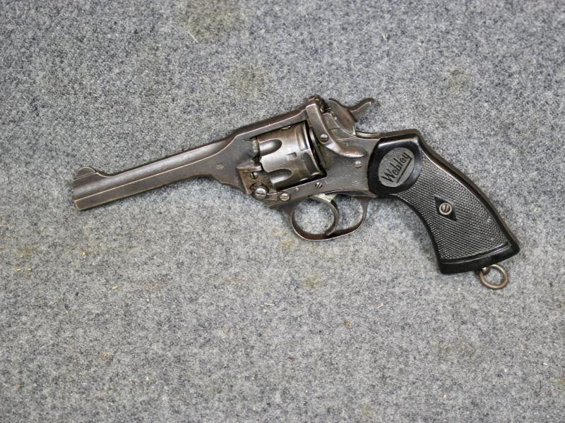 British MKIV Webley Revolver        ( Pre-EU/UK Deactivation )