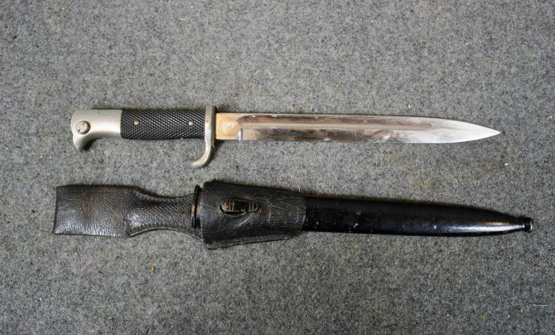 WW2 German Army Parade Bayonet & Frog