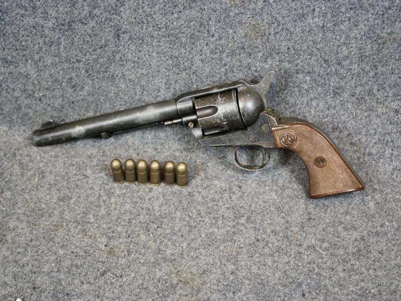 Replica U.S. M1873 Frontier.          ( MGC )