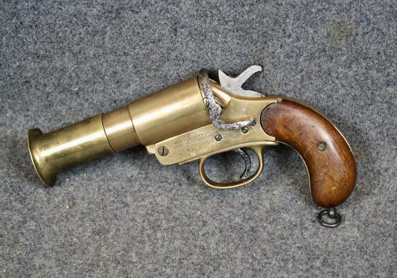 Dactivated British MKIII (Star) Flare pistol