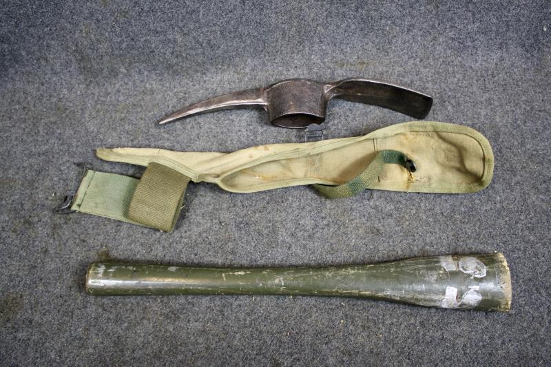 U.S. M1910 Pick-Mattock Entrenching Tool & Carrier