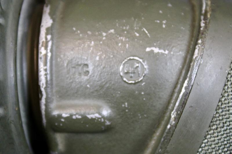 German M1930 Gas Mask & Canister