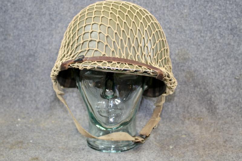 U.S. M1 Fixed Bale Helmet & Camouflage Netting