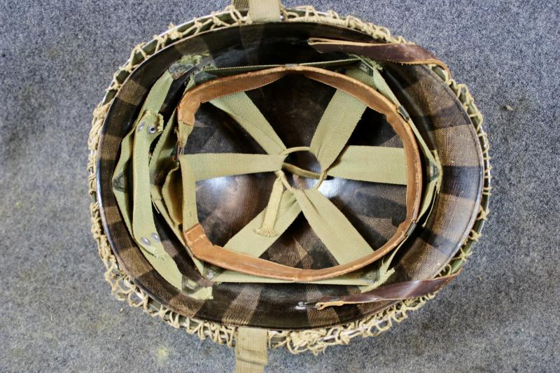 U.S. M1 Fixed Bale Helmet & Camouflage Netting