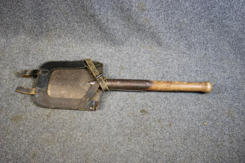 German Straight Entrenching Tool & Carrier