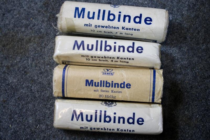 German Medical Pouch & Contents