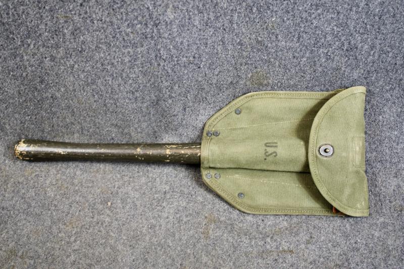 U.S. M1943 Folding Entrenching Tool & Carrier