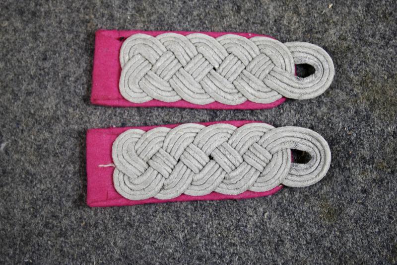 German Officer's Epaulettes  ( Panzer )