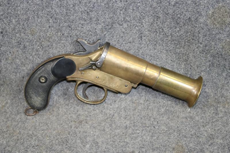 Deactivated Australian MKIII* Flare Pistol