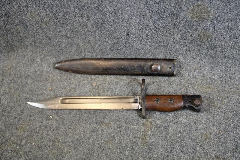 British No5  Bayonet