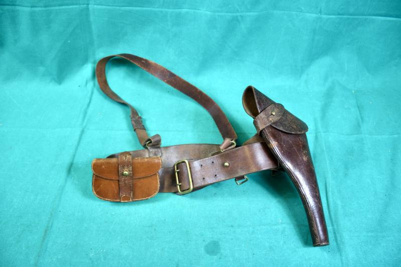 British Officers WW1 Dated Sam Brown Set