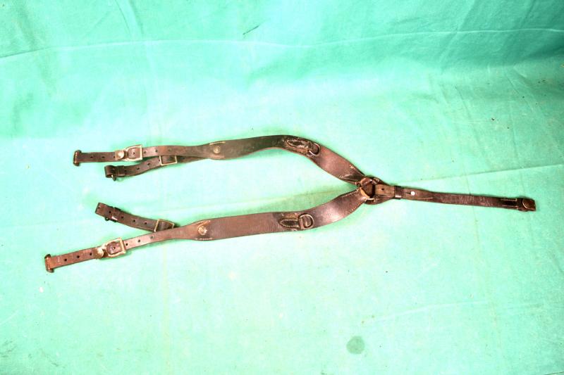 German Late-War Y-Straps