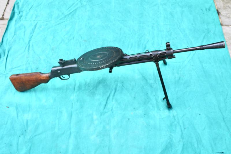 Russian/Soviet DP28 LMG       ( Pre-EU/UK Deactivation Only )