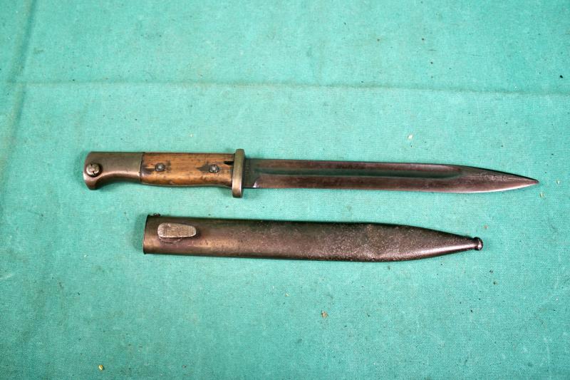German S84/98 Bayonet.        ( Matching Numbered )
