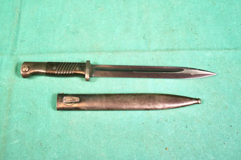 German S84/98 Bayonet.       ( Matching Numbered )