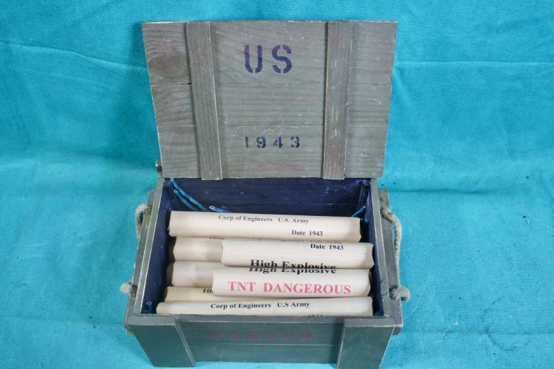 Reproduction U.S. WW2 Dummy Dynamite Sticks & Box