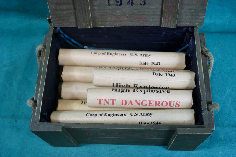 Reproduction U.S. WW2 Dummy Dynamite Sticks & Box