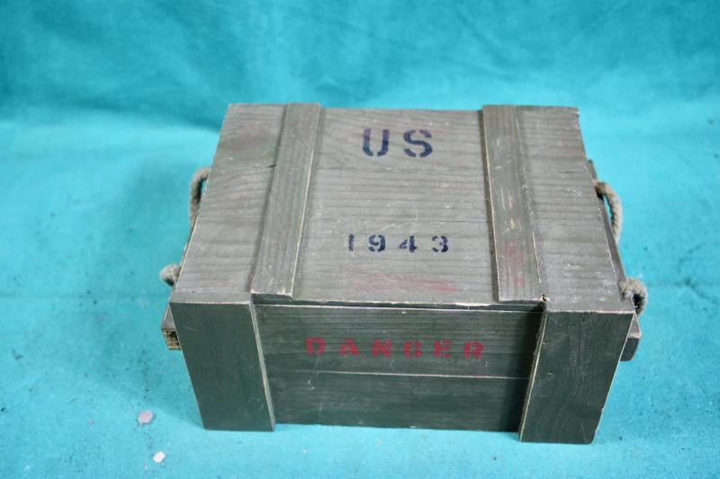 Reproduction U.S. WW2 Dummy Dynamite Sticks & Box