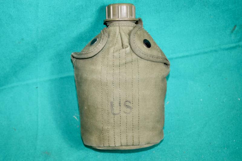 U.S. M1956 Water Bottle Set