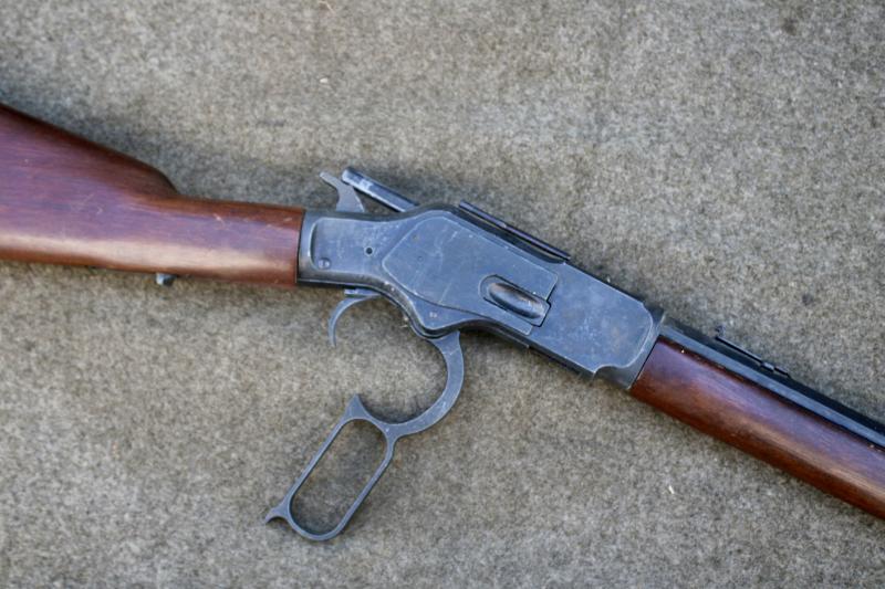 Replica U.S. Winchester Model 1873 Rifle