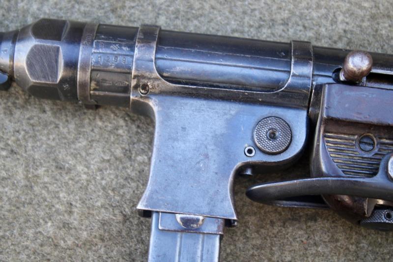 German MP40 Submachine Gun. ( Pre-EU/UK Deactivation )