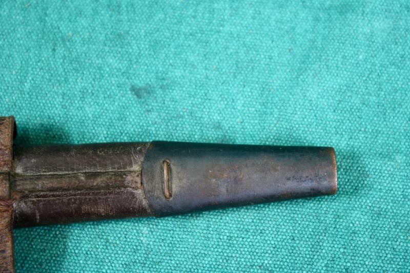British 3rd Pattern WW2 Commando Dagger ( B2 )