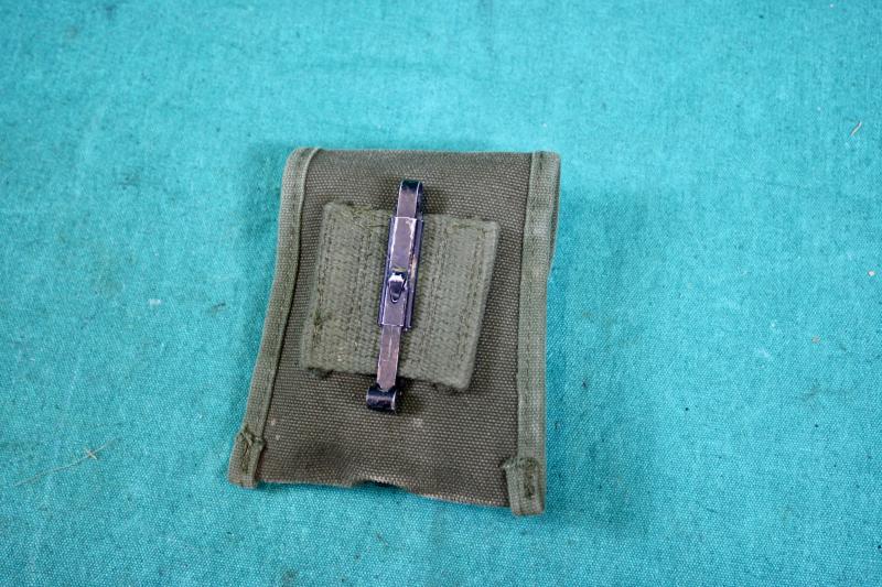 U.S. M1956 Field Dressing/Compass Pouch & Field Dressing